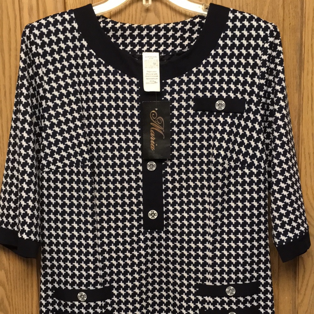 Elegant houndstooth navy blue and white short sleeve business dress.